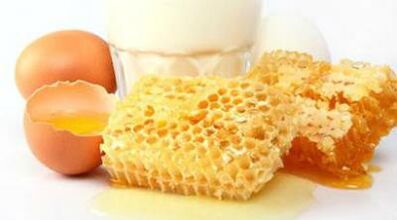 egg and honey mask for skin rejuvenation